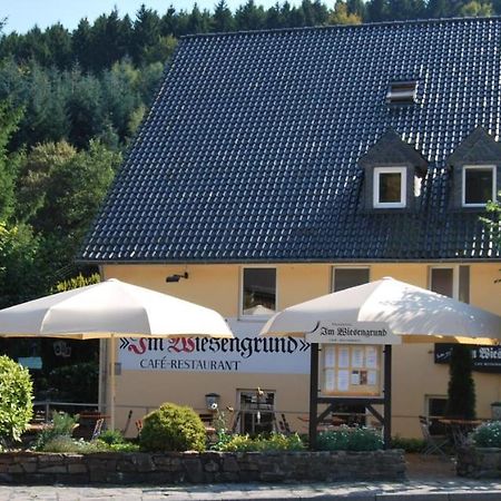 Waldhotel Im Wiesengrund Hürtgenwald Eksteriør bilde