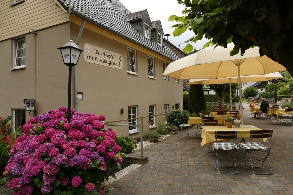 Waldhotel Im Wiesengrund Hürtgenwald Eksteriør bilde
